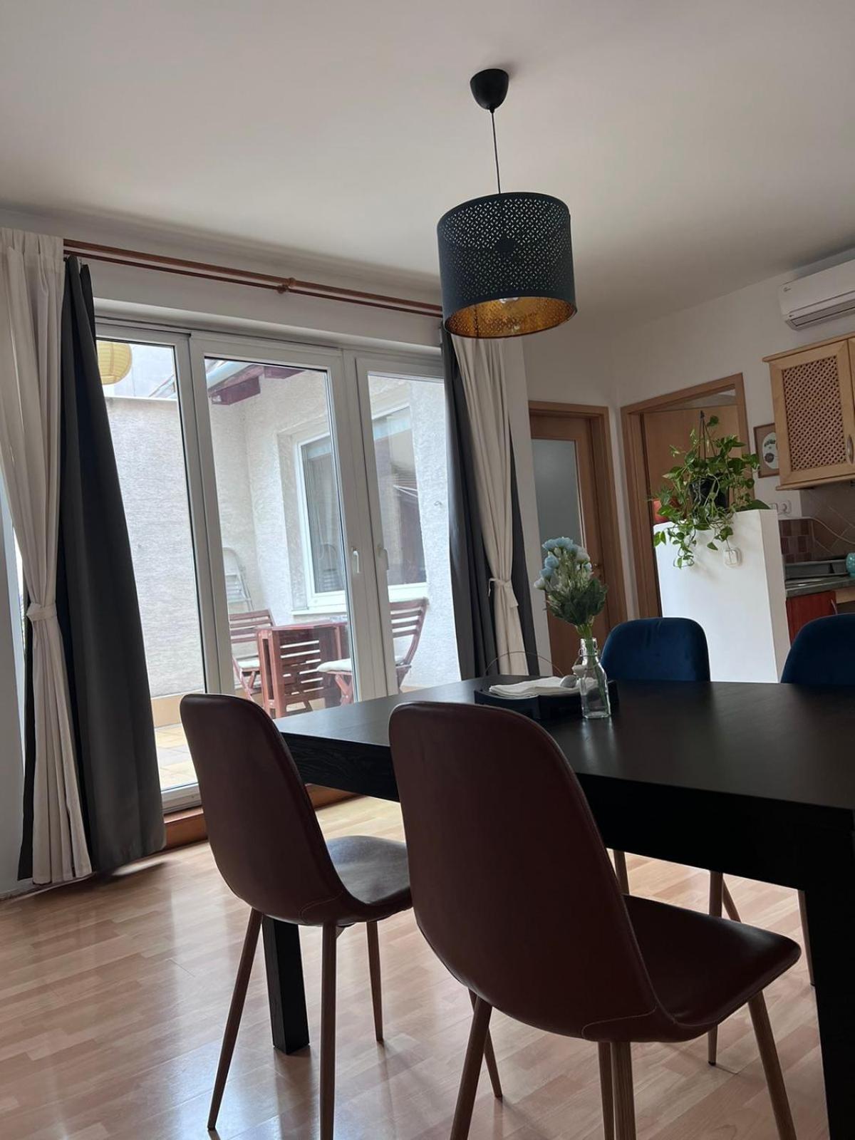 Hb Downtown Sunny Apartman Budapest Ngoại thất bức ảnh
